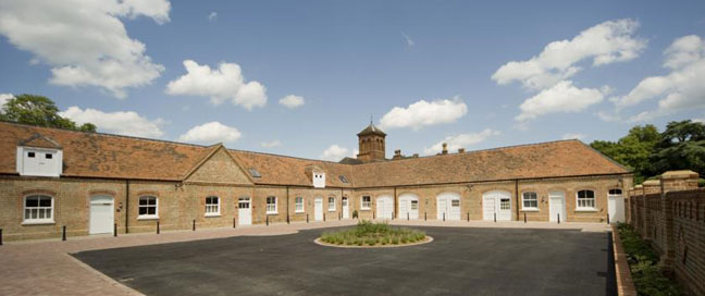 Oakley Hall Hotel Courtyard Oakley Hall Hotel Courtyard